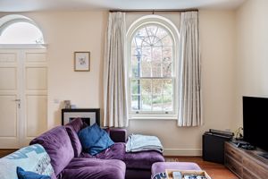 Photo 8- click for photo gallery